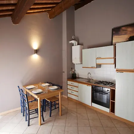 Appartmento In Piazza Ariostea