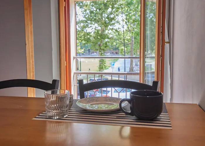 Lägenhet Appartmento In Piazza Ariostea *