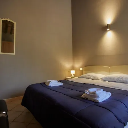 Appartmento In Piazza Ariostea 아파트 페라라
