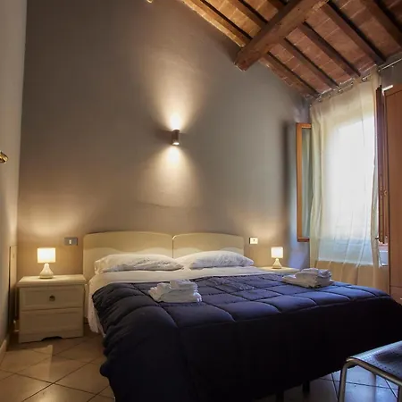 Appartmento In Piazza Ariostea Lägenhet *