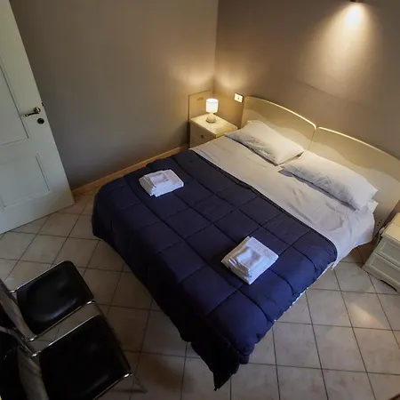 Appartmento In Piazza Ariostea Lägenhet